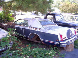 rusted 1979 Lincoln Mark V