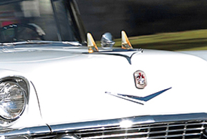 1956 El Moroccos were equipped with miniature fins on the hood.