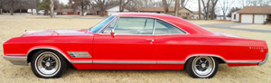 small 1966 Buick Wildcat coupe b