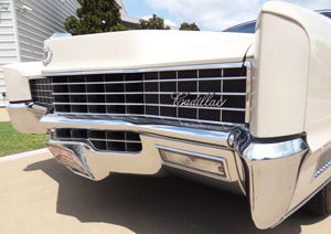 small 1967 Cadillac Eldorado hidden headlamps