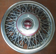Maxima, Nissan, Datsun, wire wheel cover