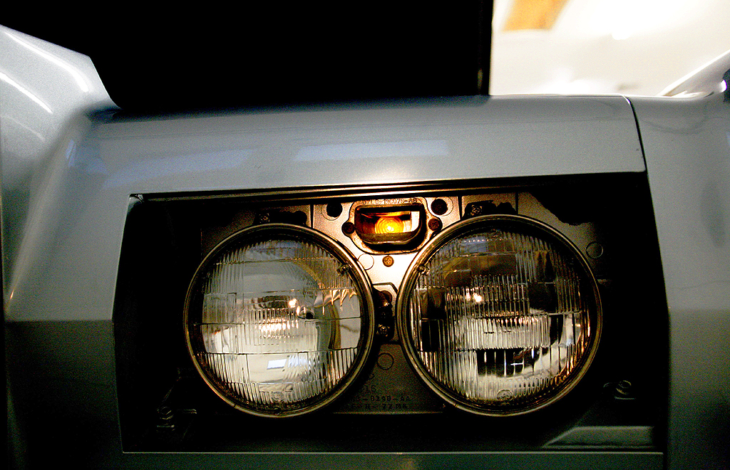 Lincoln, Mark V, headlight dimming sensor, eye,