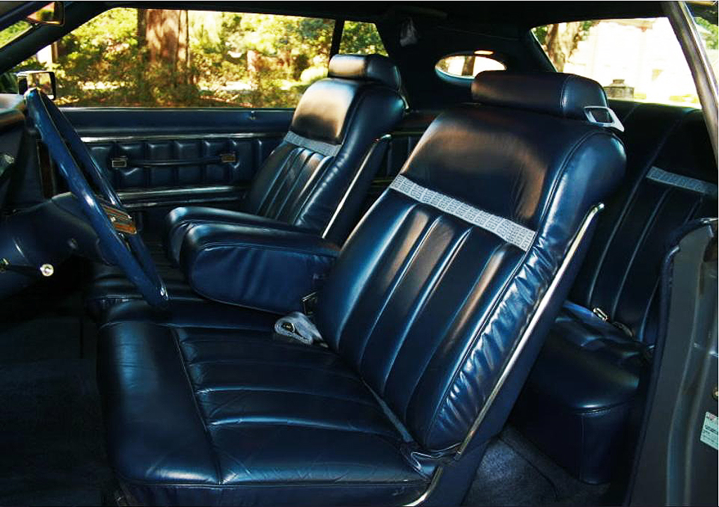 1979 Lincoln Mark V Givenchy edition leather interior