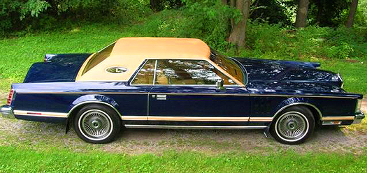 1977 Lincoln Mark V, full vinyl roof