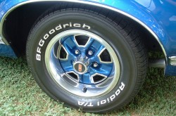1969 Oldsmobile wheel