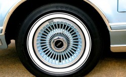 1978 Lincoln Mark V wheel