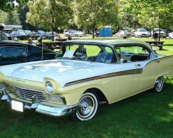 1957 Ford Fairlaine