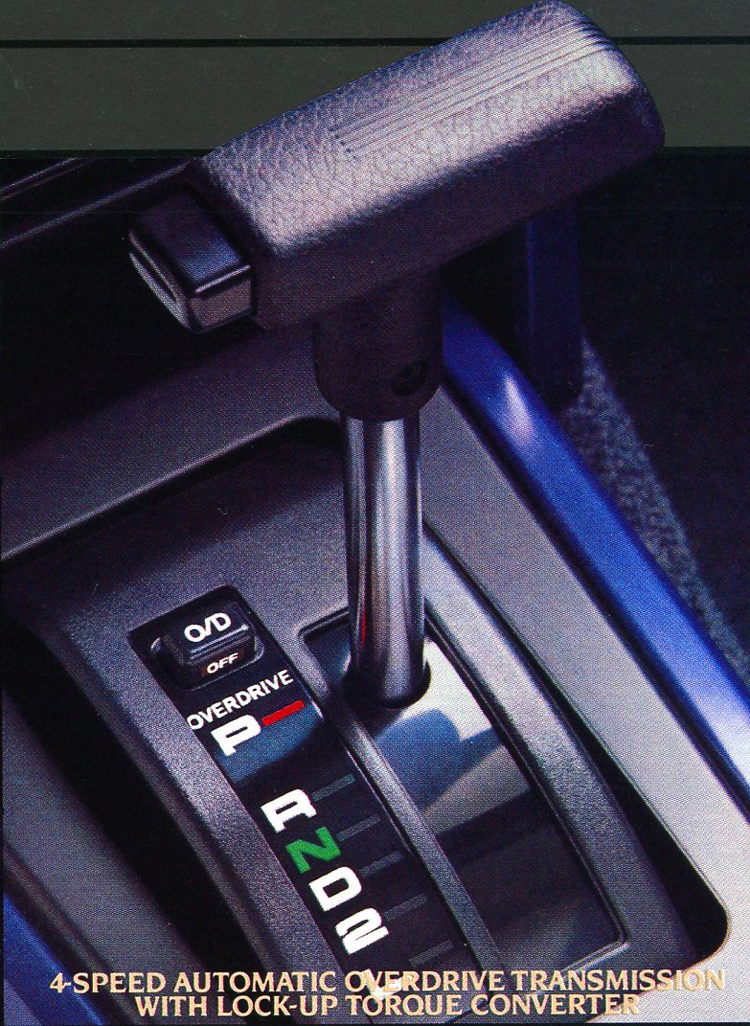  – Toyota Corolla SR5 -cambio de marchas automático de velocidad