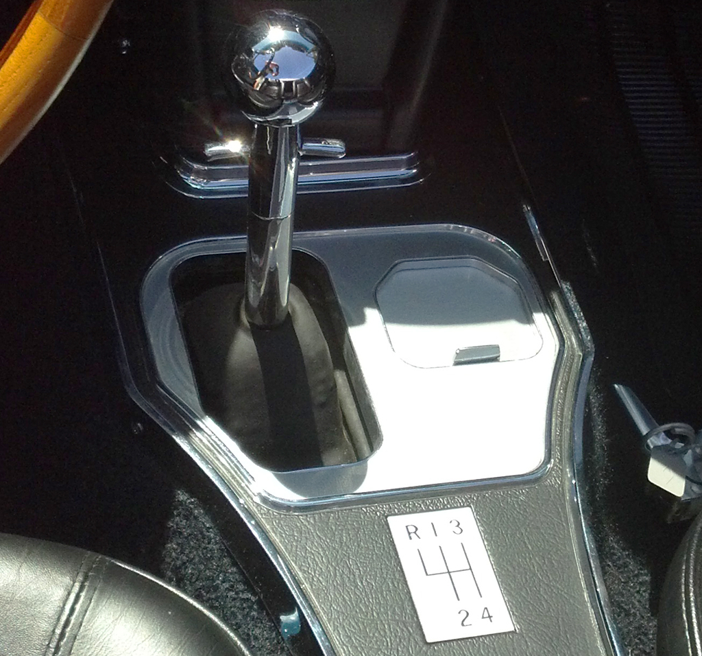 1966 Chevrolet Corvette 4 speed shifter