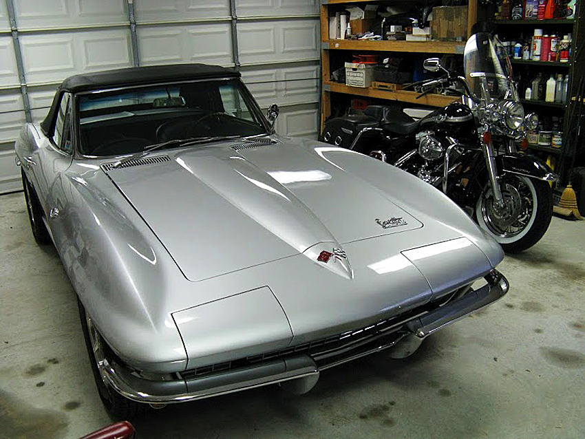 1966 Chevrolet Corvette right front view