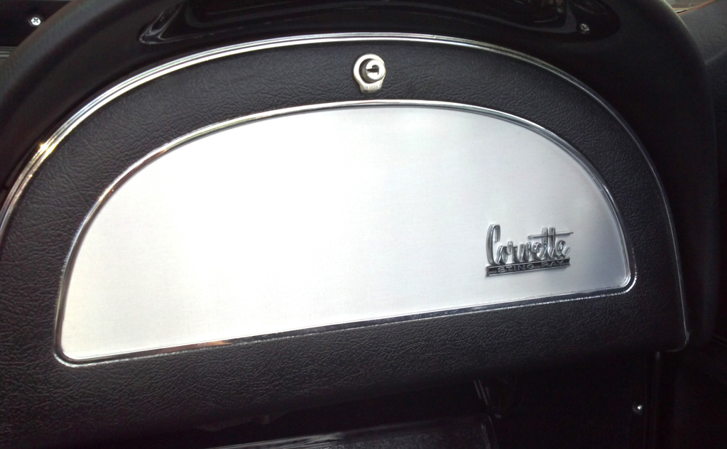 1966 Chevrolet Corvette interior dashboard