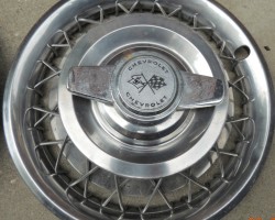 1962 1963 Chevrolet Corvair wire wheel cover