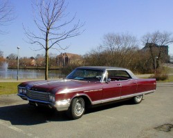 1966 Buick Electra wire wheel covers