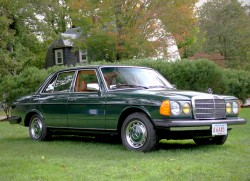 1978 MERCEDES 230