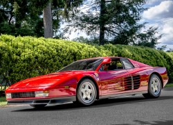 red ferrari testarossa