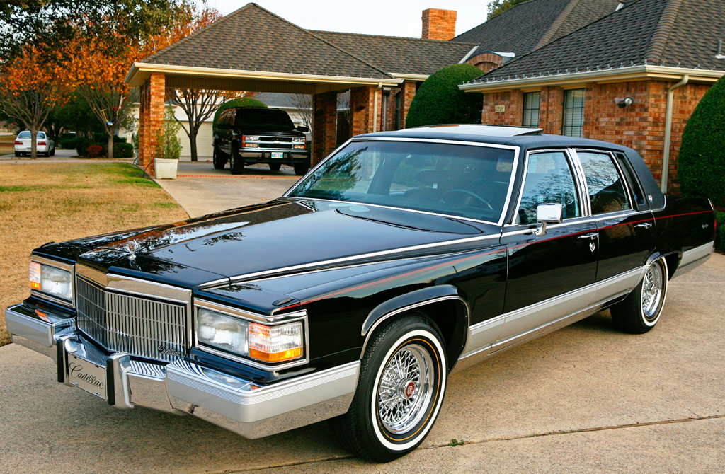 1991 Cadillac Fleetwood Brougham black b CLASSIC CARS TODAY ONLINE