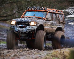 Land Rover Discovery II monster truck