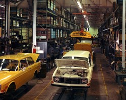 1971 Volvo assembly line