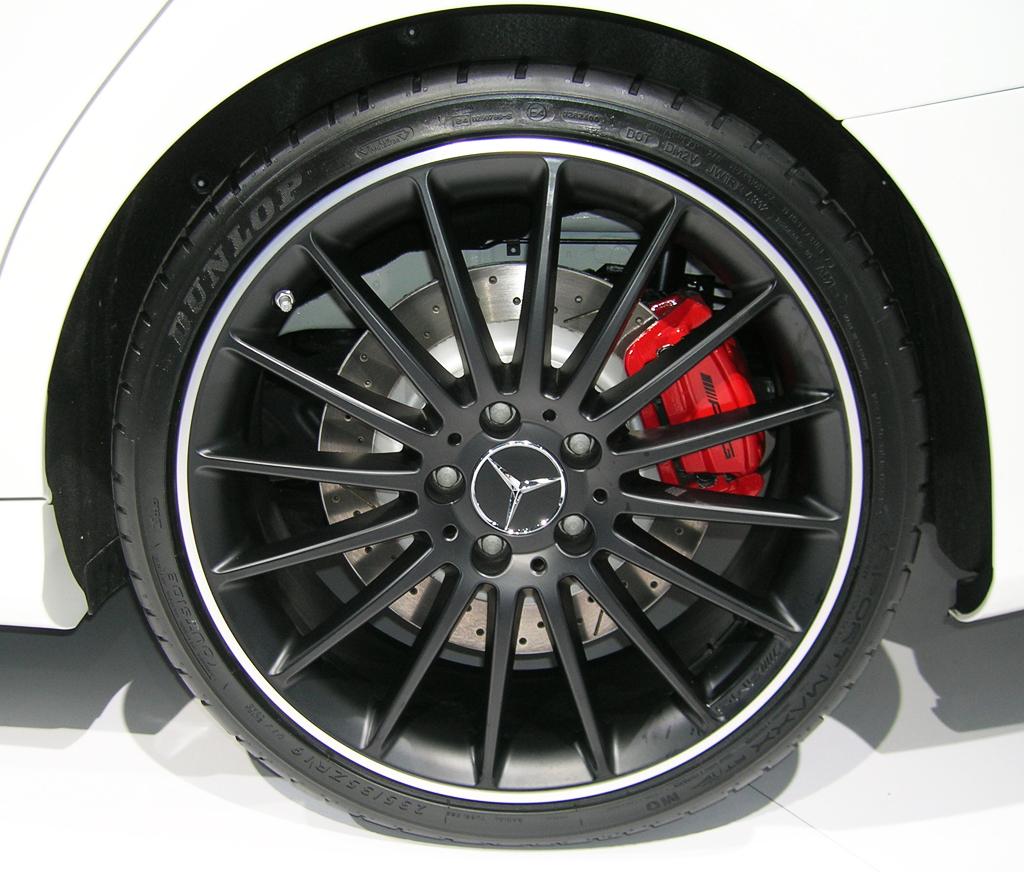 2014 Mercedes CLA45 AMG wheel at the 2013 New York Auto Show