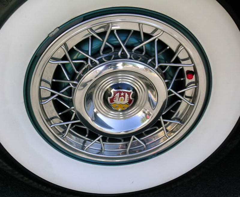 1953 Oldsmobile wire-wheel