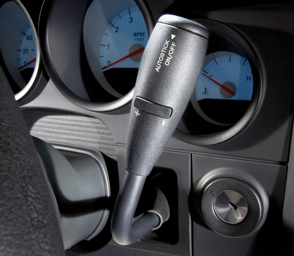 Dodge Charger police package column shift lever | CLASSIC CARS TODAY ONLINE