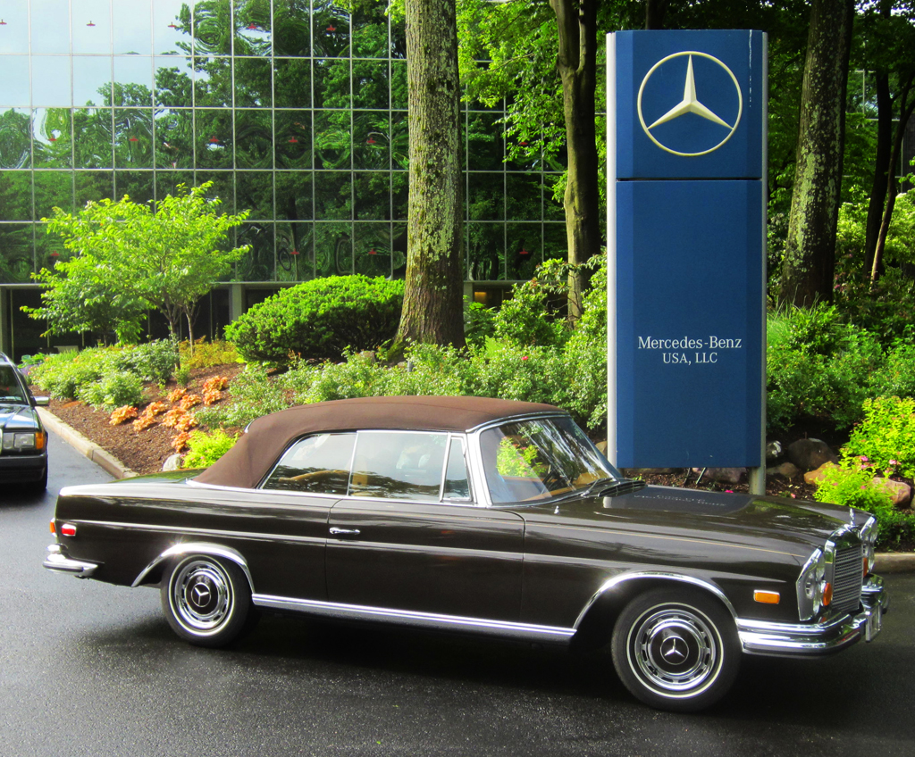 1971 Mercedes 280SE at the 2013 June Jamboree in Montvale, NJ