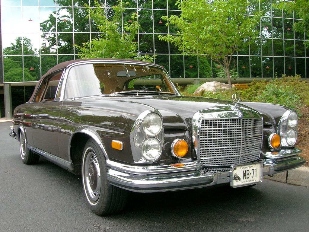 1971 Mercedes 280SE at the 2013 June Jamboree in Montvale, NJ