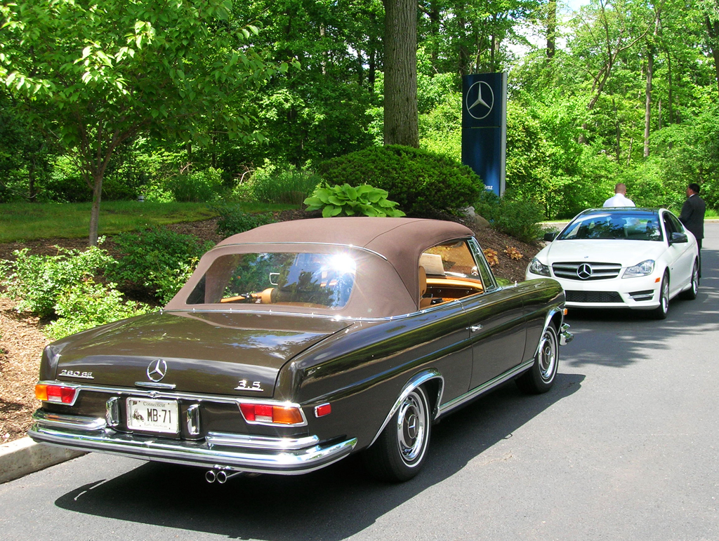 1971 Mercedes 280SE convertible at the 2013 June Jamboree in Montvale, NJ