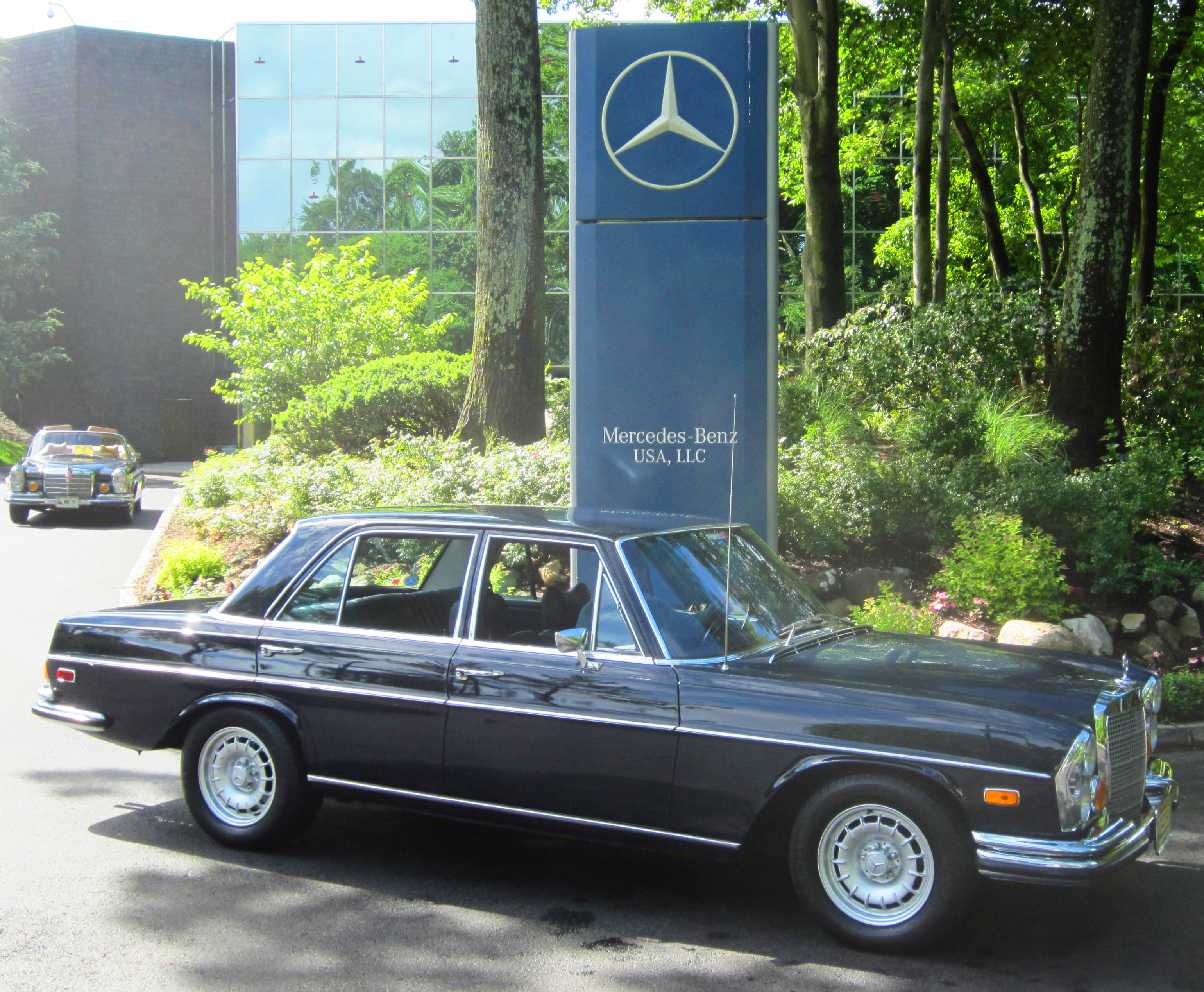 1972 Mercedes 280SE at the 2013 June Jamboree in Montvale, NJ