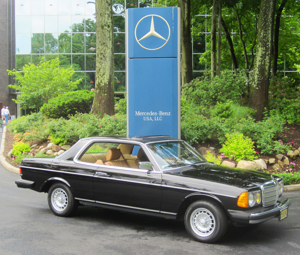 1985 Mercedes 300CD at the 2013 June Jamboree in Montvale, NJ