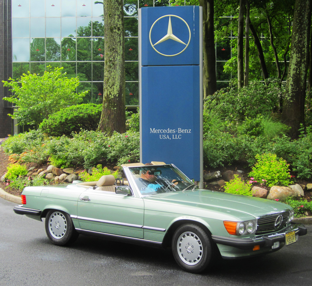 1986 Mercedes 560SL at the 2013 June Jamboree in Montvale, NJ