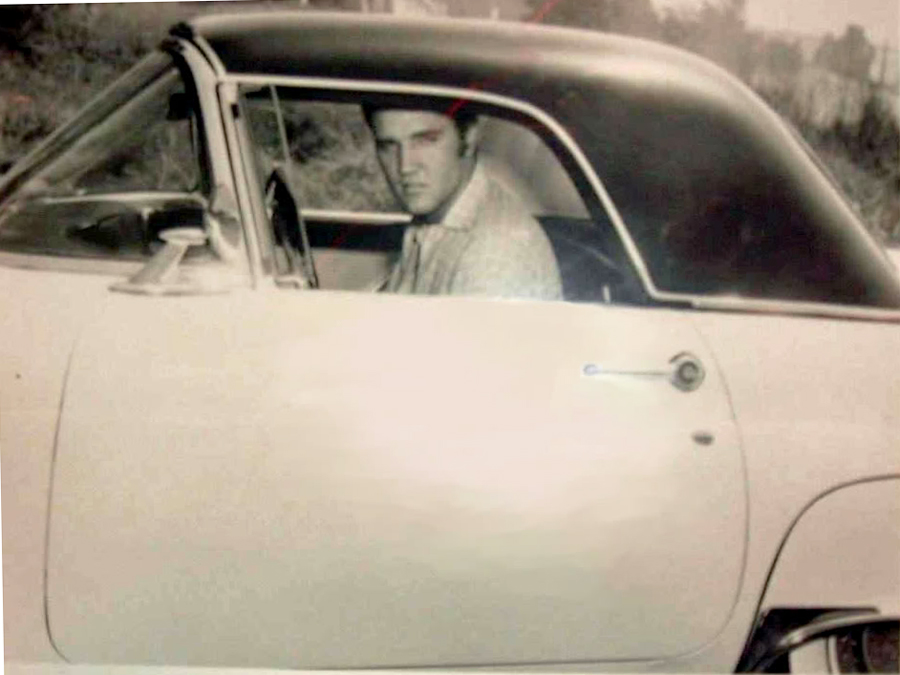 Elvis 1955 Ford Thunderbird