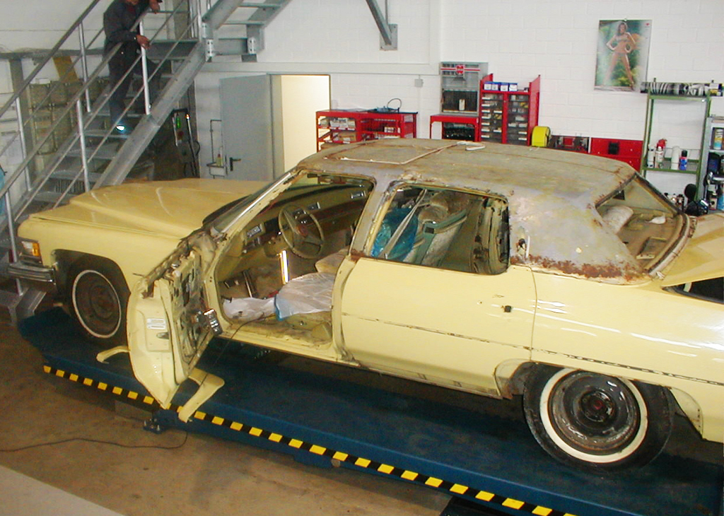 Elvis 1975 cadillac fleetwood