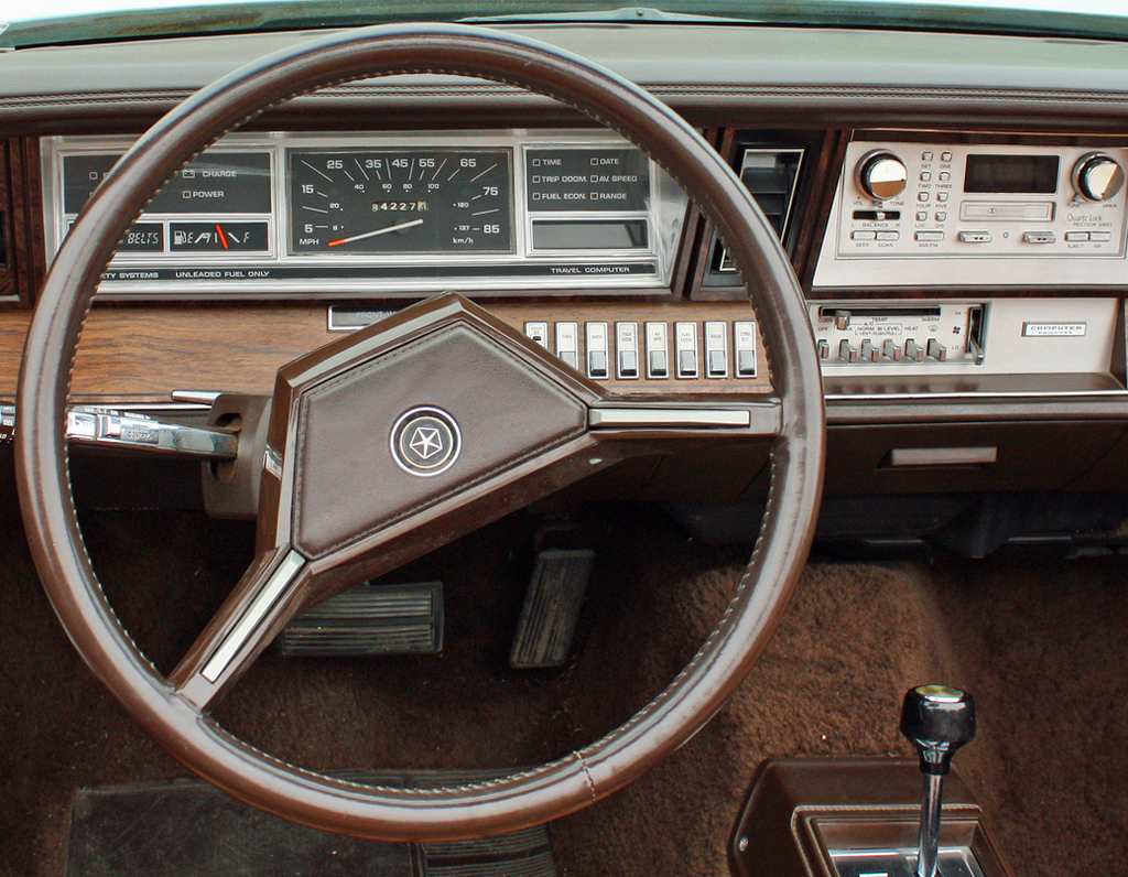 1982 83 Chrysler Town Country Convertible Instrument