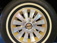 jeep grand wagoneer wheel, gold