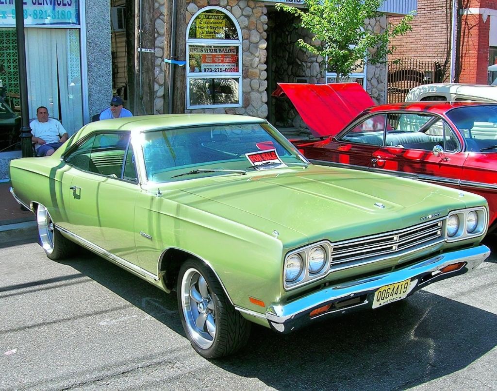 1969 Plymouth Satellite hardtop coupe, front view.
